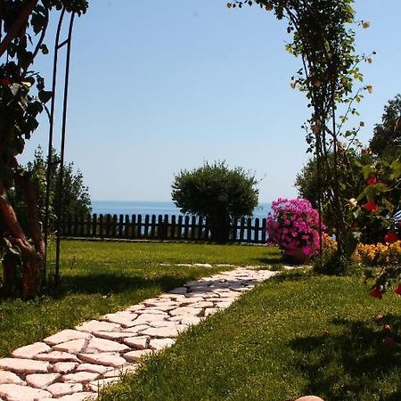 Bed And Breakfast Nefer Maratea Exterior foto